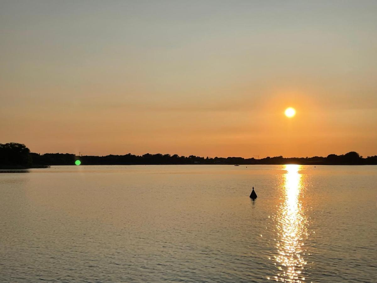 Wohnen In Loriots Wasserstadt Mit Kamin Und Magentatv Appartement Brandenburg  Buitenkant foto